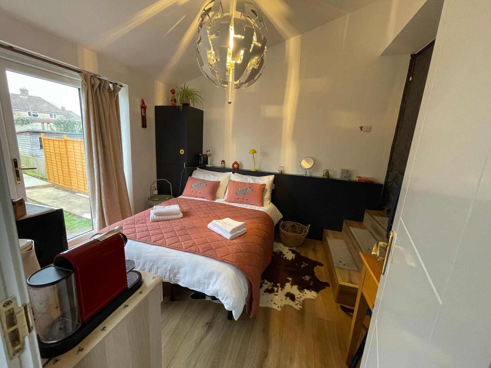 Brand New En-Suite Double Room Private Entry Self-Check Oxford Exterior photo